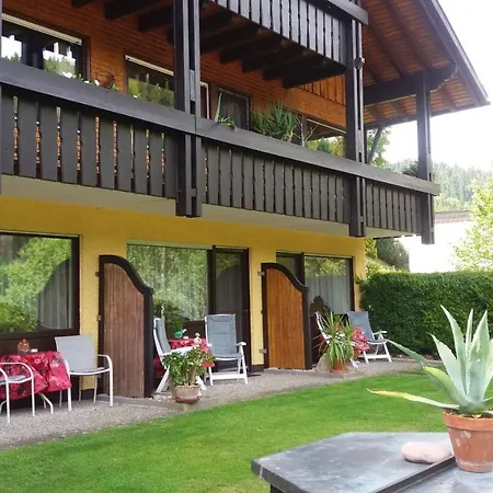 Schwaben Vendégház Schonmunzach